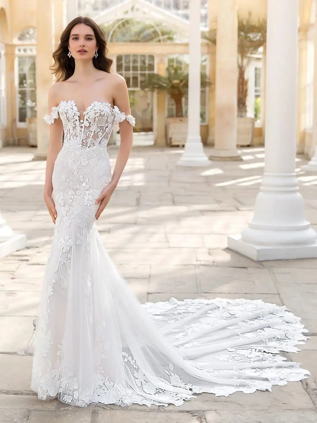 Stunning Gowns for Your Summer Wedding Image