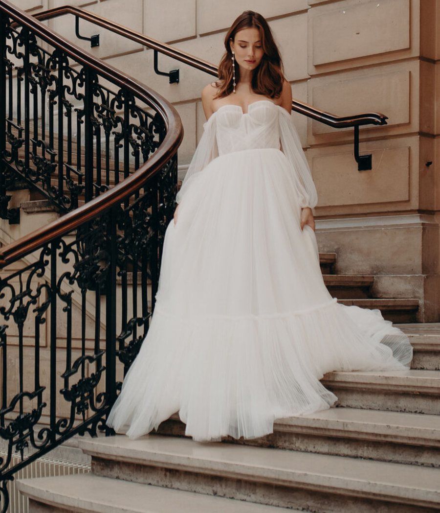 Alena Leena