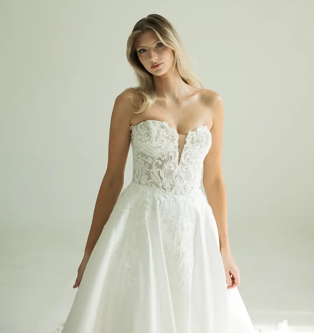 Serene Trunk Show Main Image
