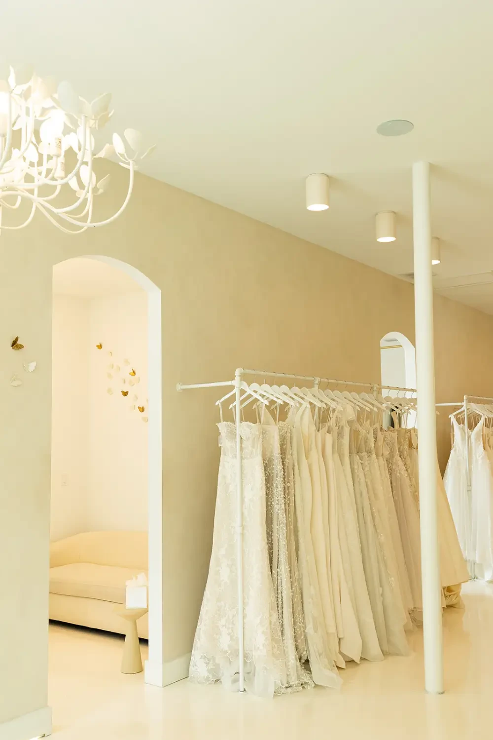 Gallery Image #slidesGrid0