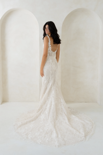 Colby John Colleen - R2519 #2 default Ivory/Rosé thumbnail