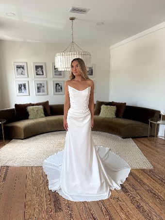 Joli Collection Style #Evelina #1 Ivory thumbnail
