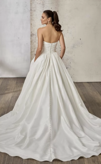 Eddy K Simonetta #1 default Ivory thumbnail