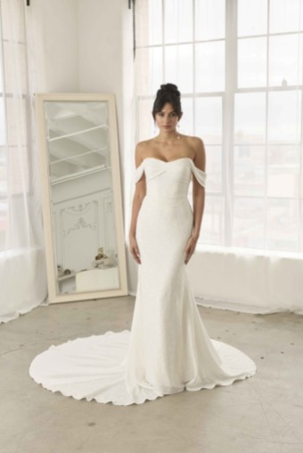 Serene Rhett #0 default Ivory thumbnail