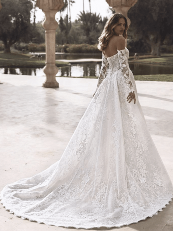 Enzoani Vanessa #1 Ivory thumbnail