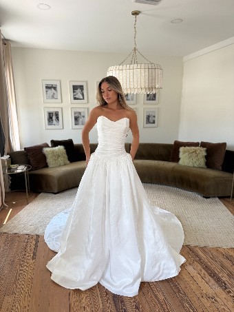 One Collection Elida #2 Ivory thumbnail