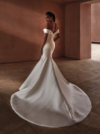 Pronovias Avonia #1 default Off White thumbnail