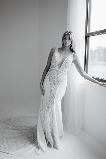 Colby John India  - Atelier #0 default Ivory/Champagne/Nude thumbnail