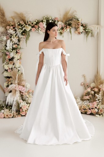 Truvelle Dahlia with bow straps #0 default Ivory thumbnail