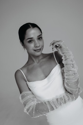 Joli Collection Style #Madeline #3 Ivory thumbnail
