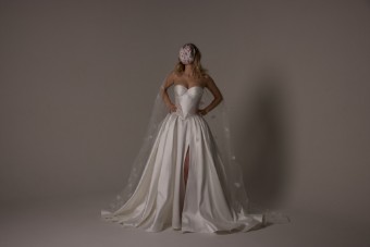 Verander West Queen of Hearts Skirt #0 default Off White thumbnail