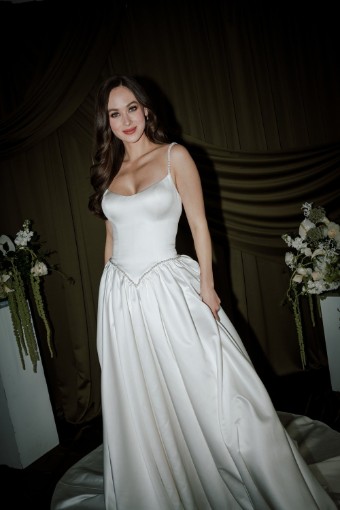 Elizabeth Lee Rowan #0 default Ivory thumbnail